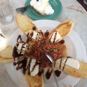 Caroline's - This place is amazing! Must go if you are visiting Key West. The Key Lime Pie is to die for. Prices and service are great too! - American Near Me - Key West, Florida