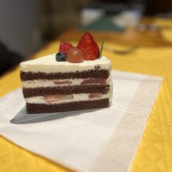 Paris Baguette - Slice of chocolate strawberry cake.