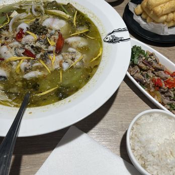 B2J Fish Soup - Chinese Near Me - Edison, New Jersey