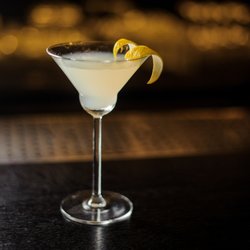 Bartender Chicago - Bartender Chicago - Lemon Rose Martini