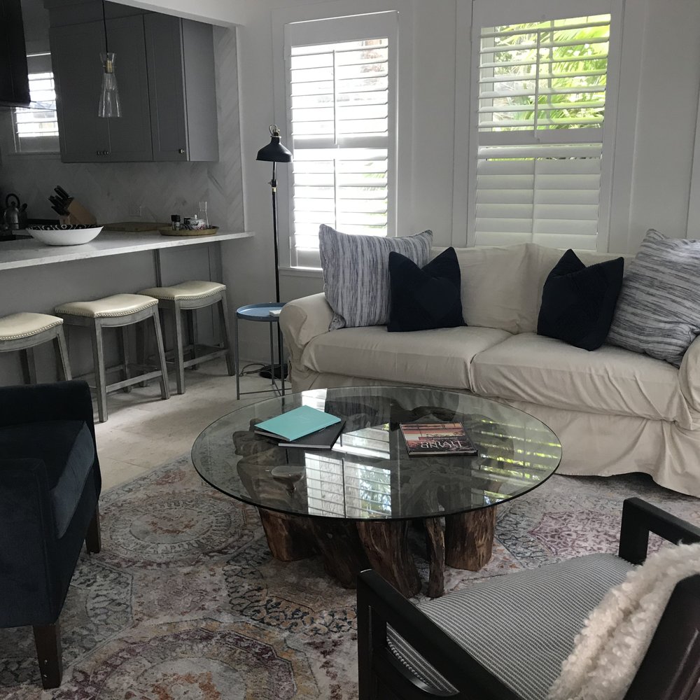 Georgia Beach Rentals - Living room interior, Aug 2020 - Vacation Rentals Near Me - St. Simons Island, Georgia Georgia Beach Rentals - Living room interior, Aug 2020 - Vacation Rentals Near Me - St. Simons Island, Georgia