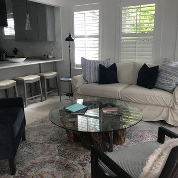 Georgia Beach Rentals - Living room interior, Aug 2020 - Vacation Rentals Near Me - St. Simons Island, Georgia