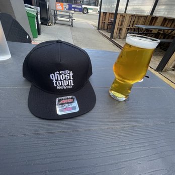 Ghost Town Brewing - Laurel - New Hat ! Mordant IPA - Breweries Near Me - Oakland, California Ghost Town Brewing - Laurel - New Hat ! Mordant IPA - Breweries Near Me - Oakland, California