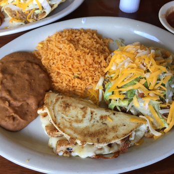 El Charro Mexican Grill & Bar - BEST "lunch special" in town! All this, plus awesome salsa, chips AND tea only $5.99!!! Absolutely DELICIOUS to the last bite! - Mexican Near Me - Clifton, Texas El Charro Mexican Grill & Bar - BEST "lunch special" in town! All this, plus awesome salsa, chips AND tea only $5.99!!! Absolutely DELICIOUS to the last bite! - Mexican Near Me - Clifton, Texas
