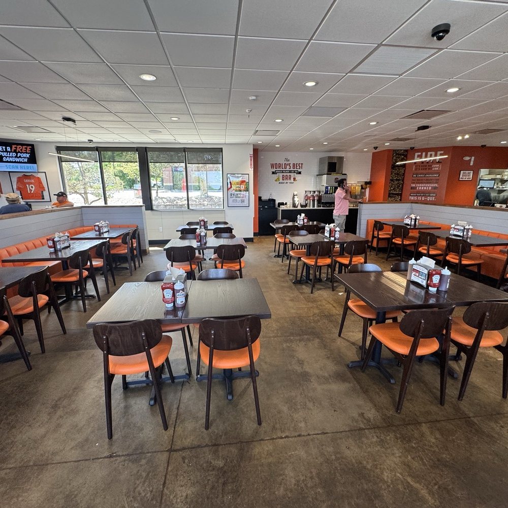 GQue BBQ Thornton - Inside - Barbeque Near Me - Thornton, Colorado