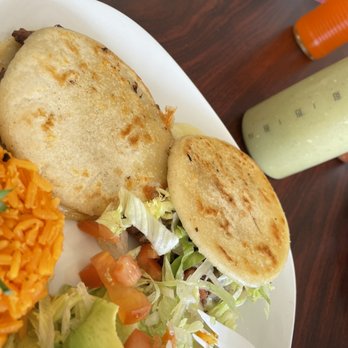 Tacos Los Parientes - Gorditas de fajita - Mexican Near Me - Pearland, Texas