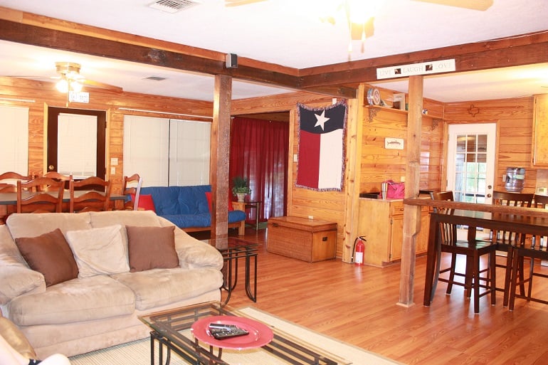 20 Photos 7840 River Rd, New Braunfels, Texas Vacation Rentals