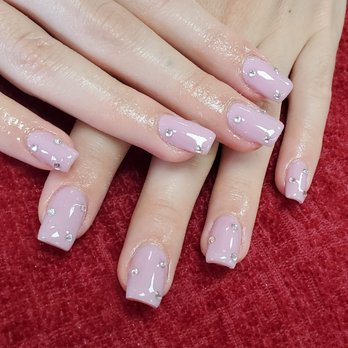 Glamorous Nails and Spa - You're goings to a party, wedding. You can ask for this set. - Nail Salons Near Me - Newport Beach, California Glamorous Nails and Spa - You're goings to a party, wedding. You can ask for this set. - Nail Salons Near Me - Newport Beach, California