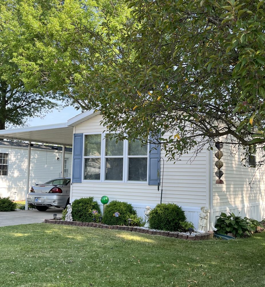 SUNNY DAYS MHC Updated April 2024 Request Information 608 Blaine