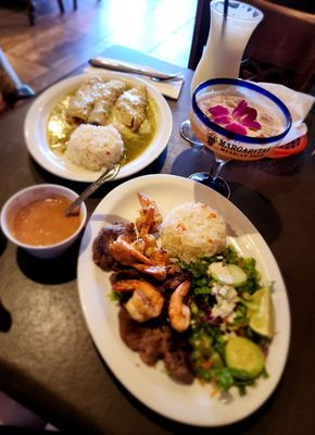 Chales Kitchen & Cantina by null