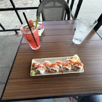 Cocoro Bistro - SPICY tuna Roll - Sushi Bars Near Me - Stockton, California Cocoro Bistro - SPICY tuna Roll - Sushi Bars Near Me - Stockton, California