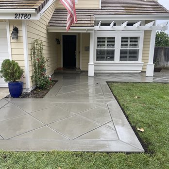 Tapia's Concrete Service - Diamond cut wet joint design with outer border perimeter - Masonry/Concrete Near Me Tapia's Concrete Service - Diamond cut wet joint design with outer border perimeter - Masonry/Concrete Near Me