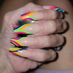 Q Nails & Spa - I love my nails!  Thank you Khan!!