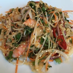 Vy Nam Cafe - Papaya salad