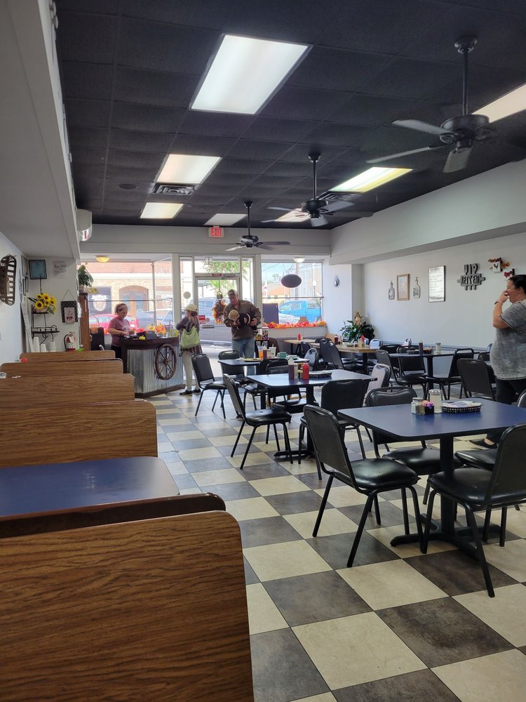 JACKS FAMILY DINNER BELL Updated October 2024 605 2nd Ave N