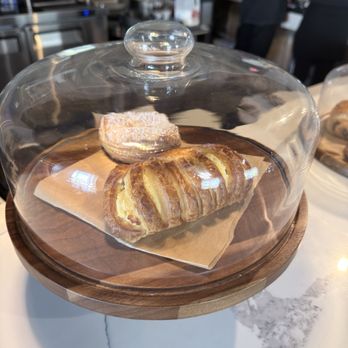 Luckys Espresso & Matcha Bar - Coffee & Tea Near Me - North Miami Beach, Florida Luckys Espresso & Matcha Bar - Coffee & Tea Near Me - North Miami Beach, Florida
