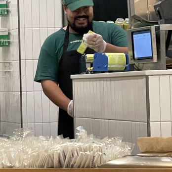 sweetgreen - Healthy Salads, Wraps, and Bowls - Counter - Salad Near Me - West Hollywood, California