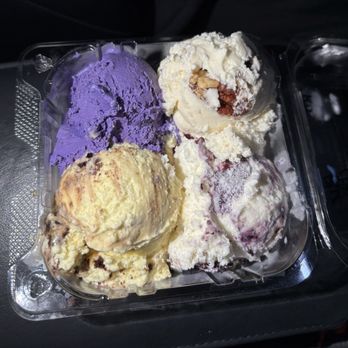 Handel’s Homemade Ice Cream - Ube, butter pecan, monkey business, blueberry cobbler - Ice Cream & Frozen Yogurt Near Me - Irvine, California