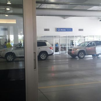 Dolan Toyota - Very organized service center - Auto Repair Near Me - Reno, Nevada