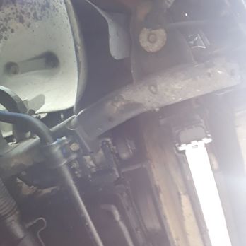 Advanced Maintenance - Phoenix - Sway bar bushing - Commercial Truck Repair Near Me - Mesa, Arizona Advanced Maintenance - Phoenix - Sway bar bushing - Commercial Truck Repair Near Me - Mesa, Arizona