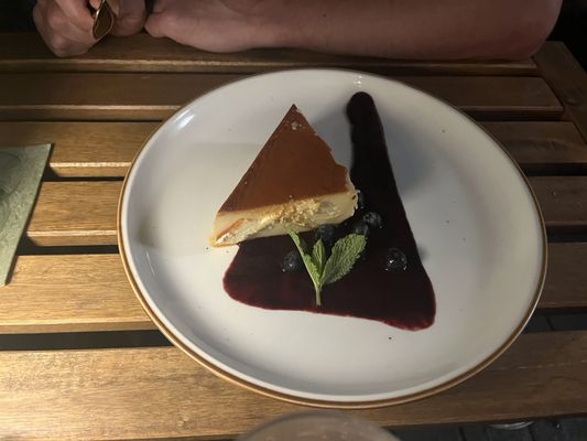 Helltown Kitchen by null