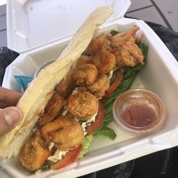 Shrimp po-boy