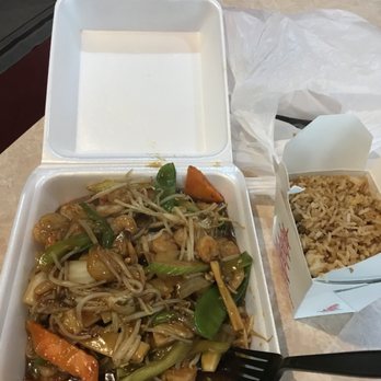 Ton's Palace Chinese Restaurant - Shrimp Chop Suey - Cantonese Near Me - Lancaster, Texas