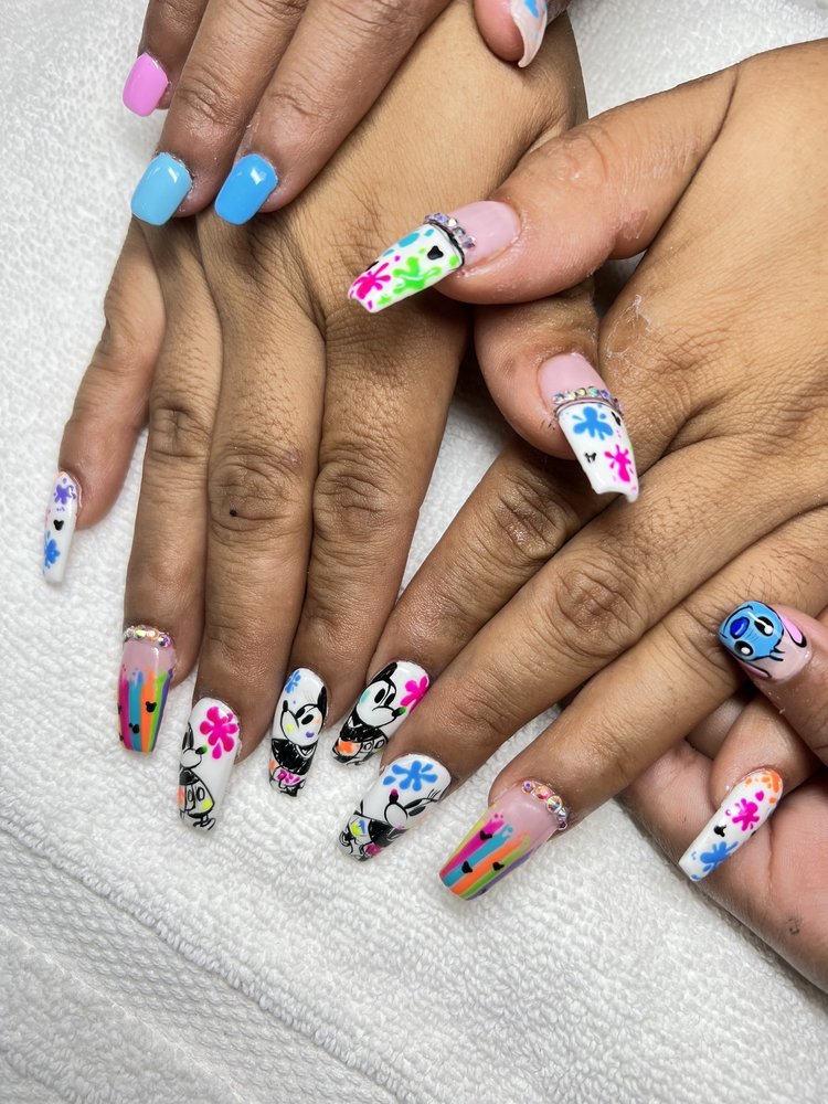 US NAILS Updated September 2024 121 Photos & 109 Reviews 68030 Vista Chino Dr, Cathedral