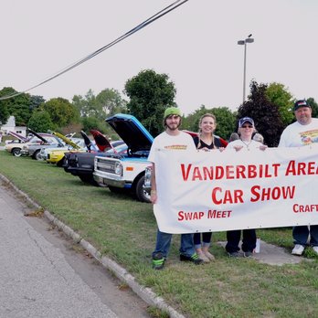 Mill Street Pizza - Car Show 2016 - Pizza Near Me - Vanderbilt, Michigan Mill Street Pizza - Car Show 2016 - Pizza Near Me - Vanderbilt, Michigan