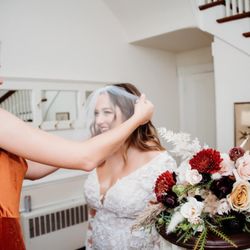Magpie's Garden - Bridal Bouquet