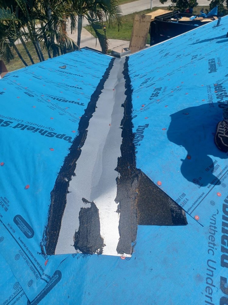 Slide of 6D Roofing & Consulting