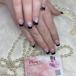 Plum’s Nail Salon