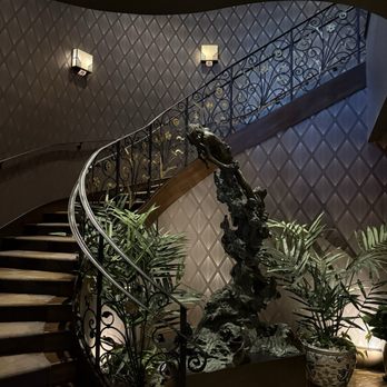 Alla Famiglia - Staircase - Italian Near Me - Pittsburgh, Pennsylvania Alla Famiglia - Staircase - Italian Near Me - Pittsburgh, Pennsylvania