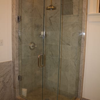 Melrose Mansion - the shower. it's pretty, but water gets everywhere! - Hotels Near Me - New Orleans, Louisiana Melrose Mansion - the shower. it's pretty, but water gets everywhere! - Hotels Near Me - New Orleans, Louisiana