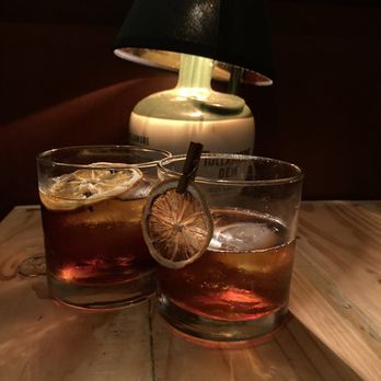 The Whisky Bar - Autumn sweater and earl old fashioned - Scottish Near Me - Seattle, Washington The Whisky Bar - Autumn sweater and earl old fashioned - Scottish Near Me - Seattle, Washington