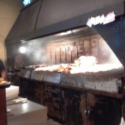 La Cocina - Casa de Comidas - La parrilla a pleno funcionamiento.