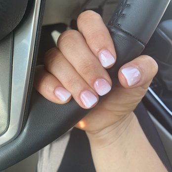 Grand Nail Spa - Pink & white ombré dip - Nail Salons Near Me - Midlothian, Virginia
