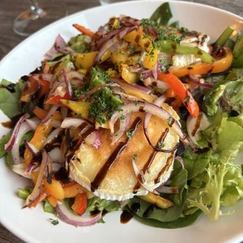 Quay West Restaurant - Grilled goat cheese salad which - Modern European Near Me - Donegal, DL