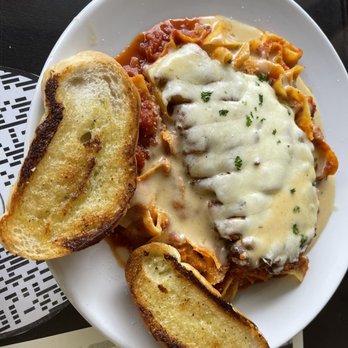 Kula Bistro - Chicken parmesan - Italian Near Me - Kula, Hawaii Kula Bistro - Chicken parmesan - Italian Near Me - Kula, Hawaii