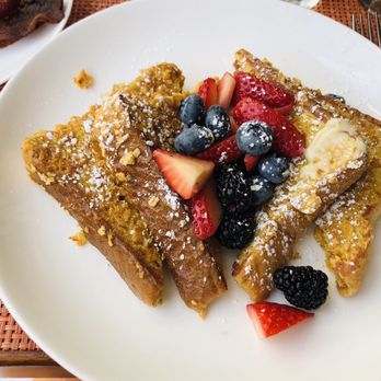 Circa 55 - Frosted Flakes French Toast - Bars Near Me - Beverly Hills, California