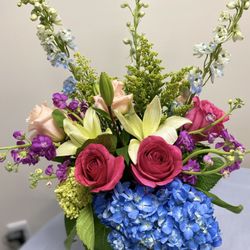 Carole's Flowers & Gifts