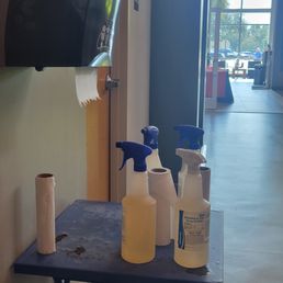 Sanitizing your machine before and after use Sanitizing your machine before and after use