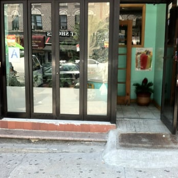 Amy's Restaurant - Storefront - Chinese Near Me - New York, New York Amy's Restaurant - Storefront - Chinese Near Me - New York, New York
