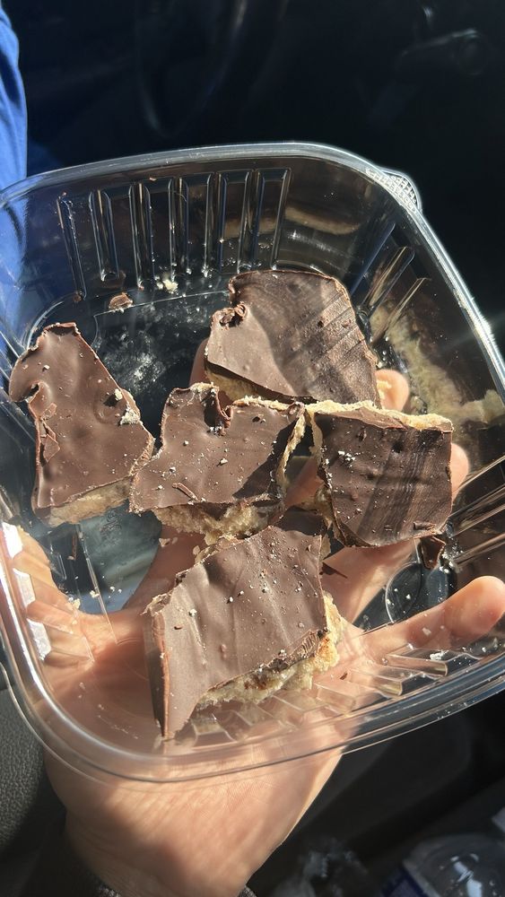 Crave Keto Kitchen Logo