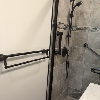 Nordine Remodeling - Master bathroom towel/grab bar shower - Roofing Near Me - Normal, Illinois