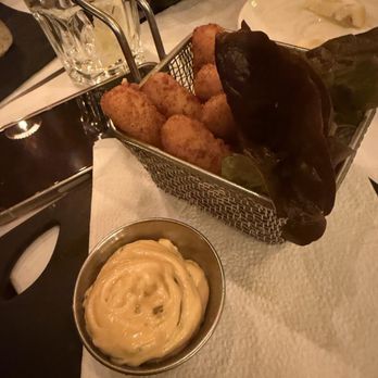 Chez Loulou - Mozzarella - Patisserie/Cake Shop Near Me - Paris, 75 Chez Loulou - Mozzarella - Patisserie/Cake Shop Near Me - Paris, 75