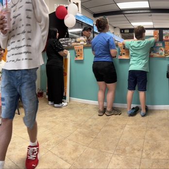 Frappe Artesanal - Full house - Juice Bars & Smoothies Near Me - Cleveland, Ohio