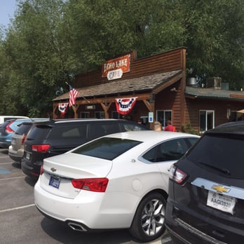 Echo Lake Cafe - Parking a little cramped. But it's a testament to their food. - Cafes Near Me - Bigfork, Montana