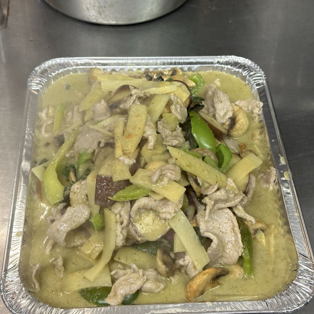 Ka Pow Thai On Wheel - Green Curry - Caterers Near Me - Seattle, Washington Ka Pow Thai On Wheel - Green Curry - Caterers Near Me - Seattle, Washington