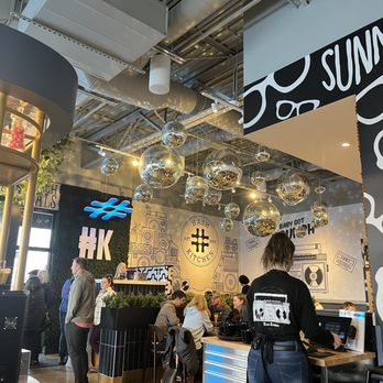 Hash Kitchen - Decor - Breakfast & Brunch Near Me - Draper, Utah